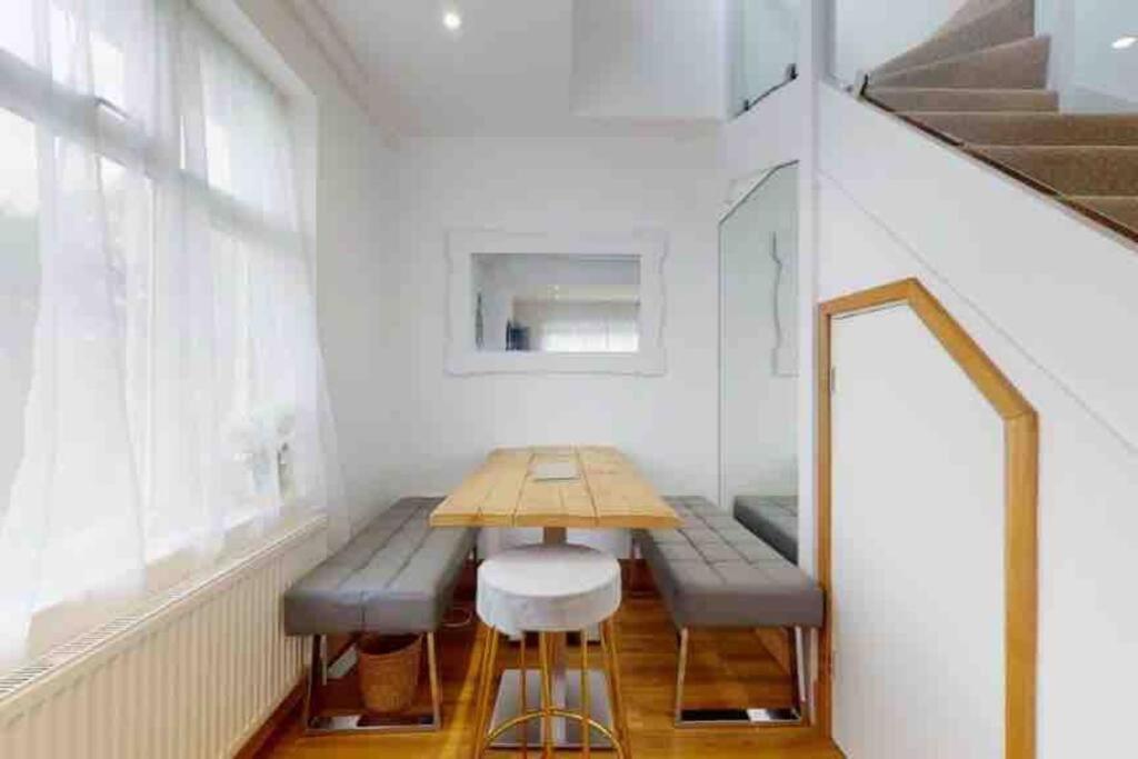 Love Lancing By The Sea With Optional Large Hot Tub Sleeps Up To 8 & Free Parking Villa Exterior photo