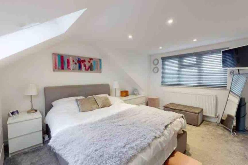 Love Lancing By The Sea With Optional Large Hot Tub Sleeps Up To 8 & Free Parking Villa Exterior photo